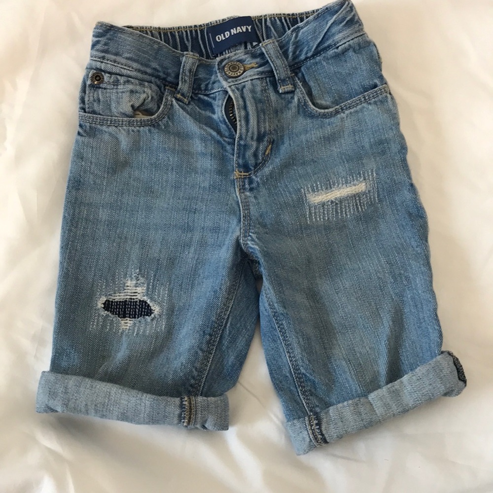 Old navy Capri length shorts